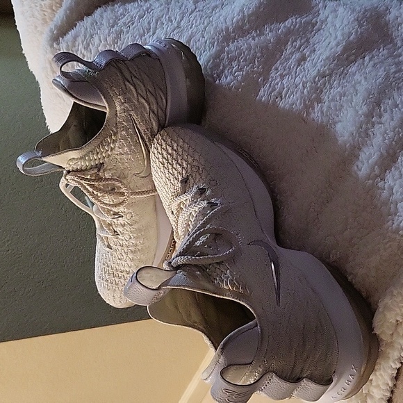 Men's Nike - Picture 2 of 9